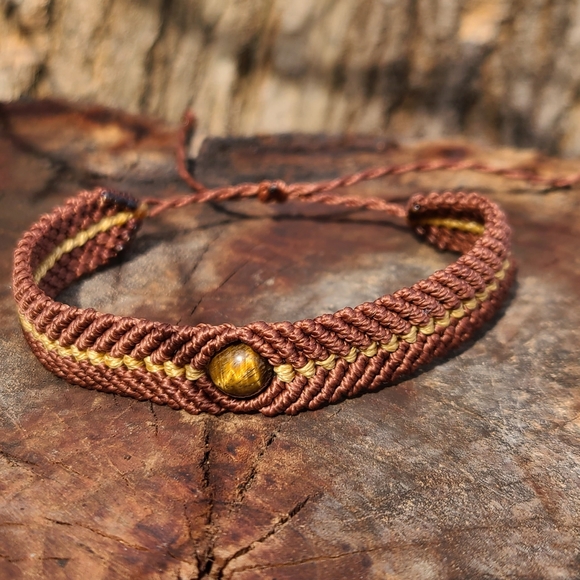 Handmade Bohemian Macrame Bracelet - Picture 3 of 8